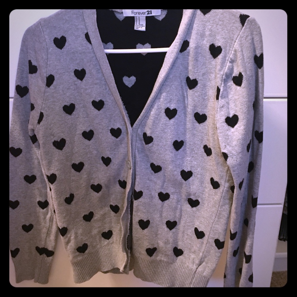 Gray cardigan sweater with black hearts